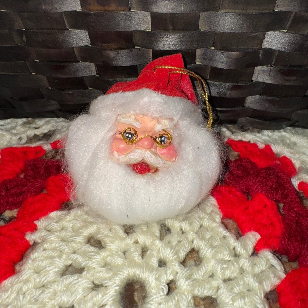 Vintage Kitsch Christmas Santa Claus Head  Ornament Unique‎ Festive Decor
